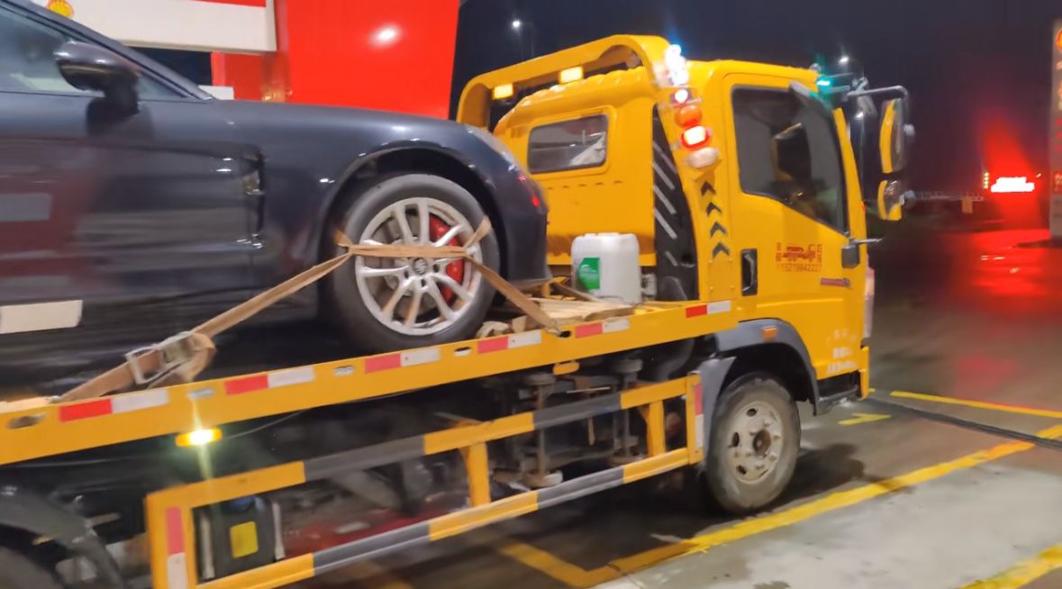 晋城行车途中遇到突发状况该如何呼叫道路救援？